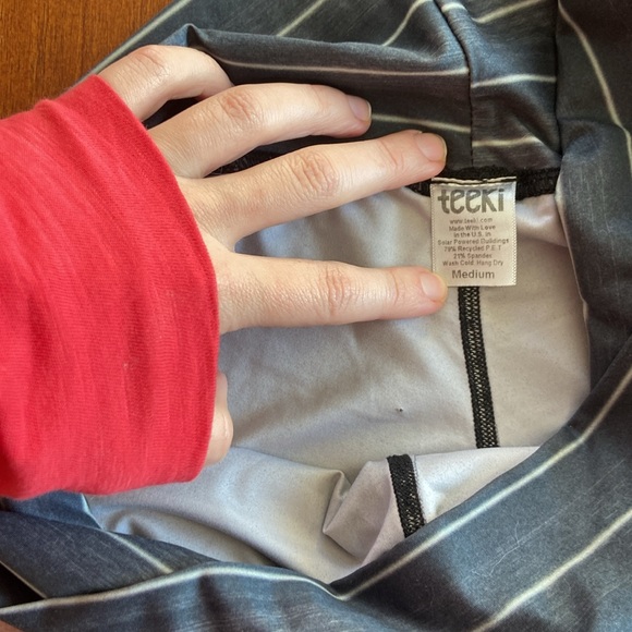 Teeki Elephant Hot Pant Leggings - Picture 4 of 4